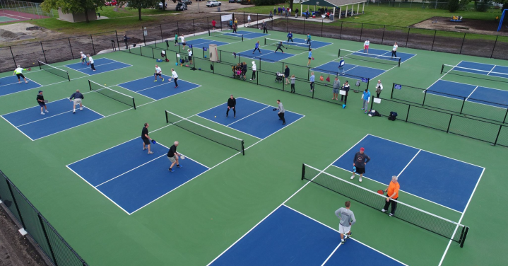 Pickleball doubles strategy diagram